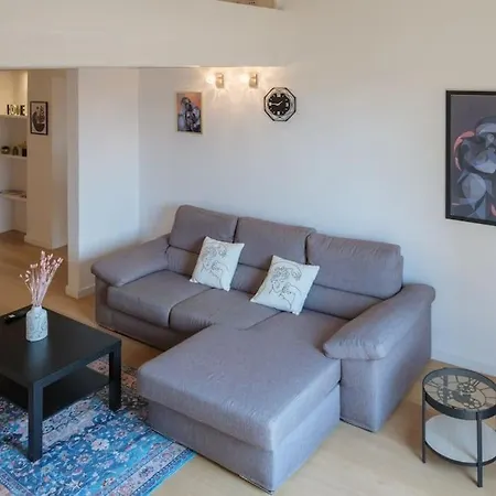 Daire Luxury Penthouse In The Heart Of Bolonya