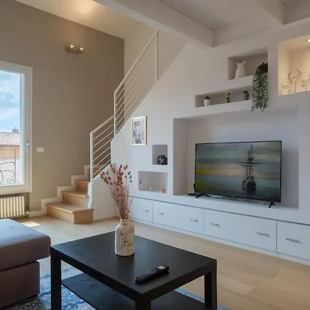 Luxury Penthouse In The Heart Of Apartment *