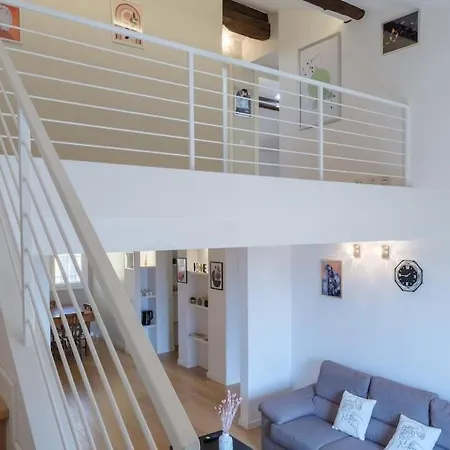 Apartment Luxury Penthouse In The Heart Of